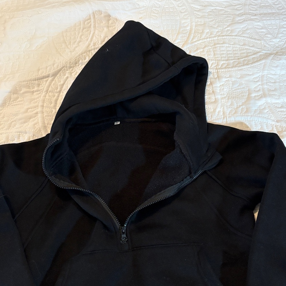 Cropped Hoodie